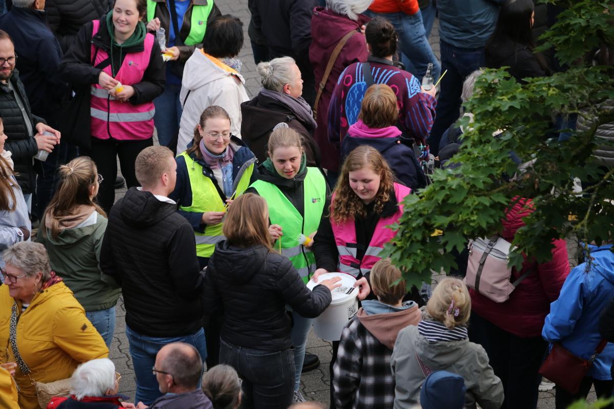 Konzert mit Mutzke: Tolle Stimmung auf dem Neuen Markt Konzert mit Mutzke: Tolle Stimmung auf dem Neuen Markt