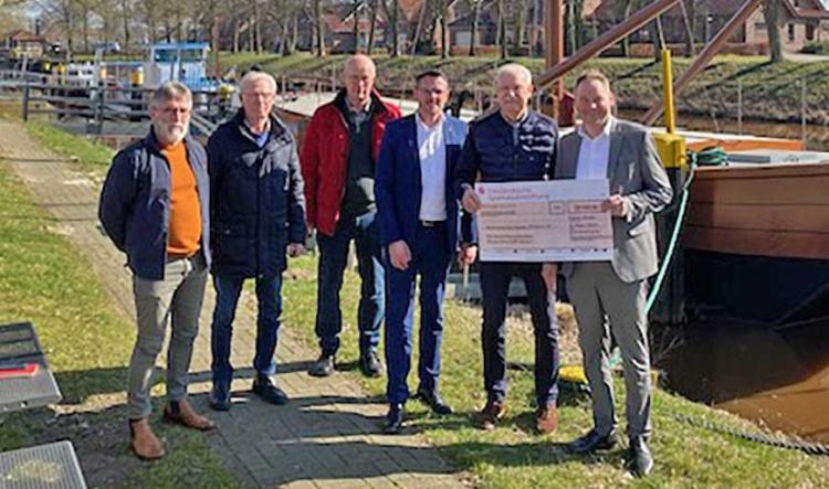 Emsländische Sparkassenstiftung unterstützt Restaurierung des Museumsschiffs Haren I