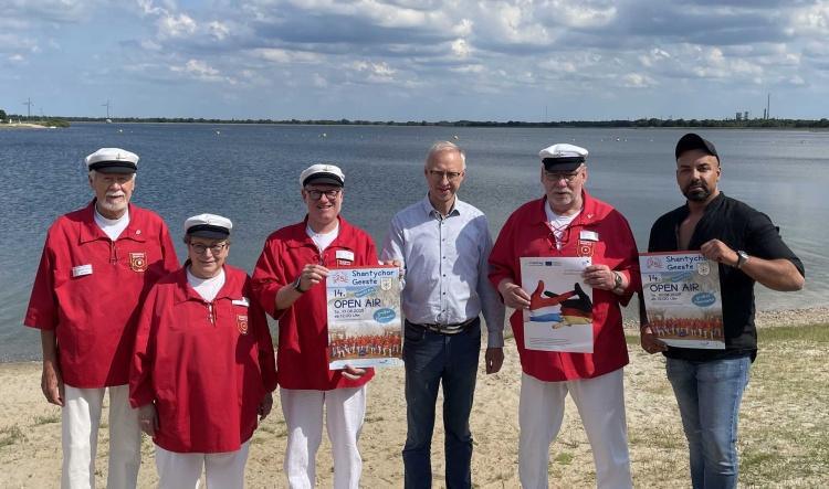 Shanty Open Air 2025: Sechs Chöre und großer Flohmarkt am Speichersee Geeste