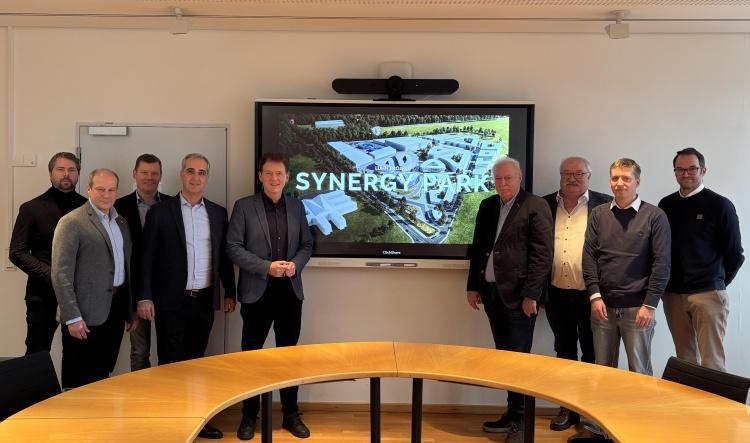 Synergypark Lühn in Lingen: Baubeginn der Werkhalle markiert Meilenstein