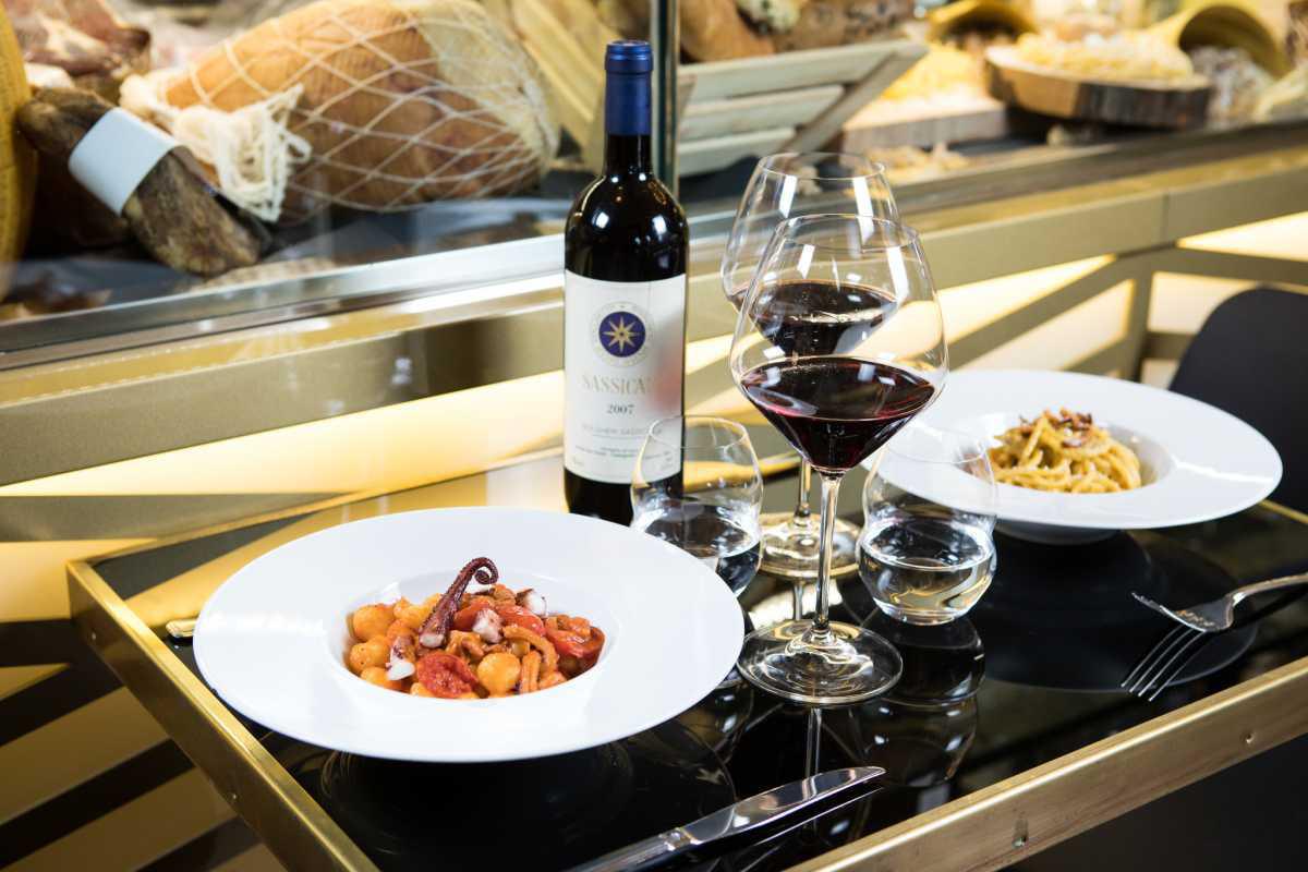 Diana’s Place Bistrot Diana’s Place Bistrot