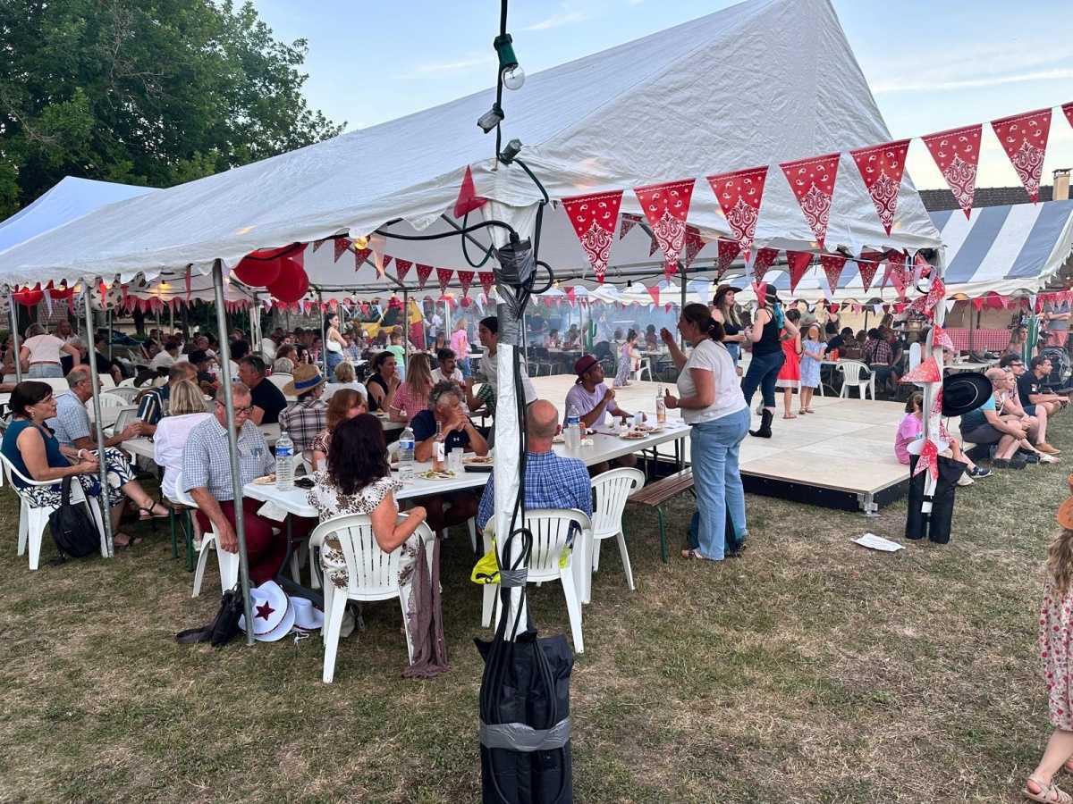 Saint-Sauveur-sur-Ecole en fête !!! Saint-Sauveur-sur-Ecole en fête !!!