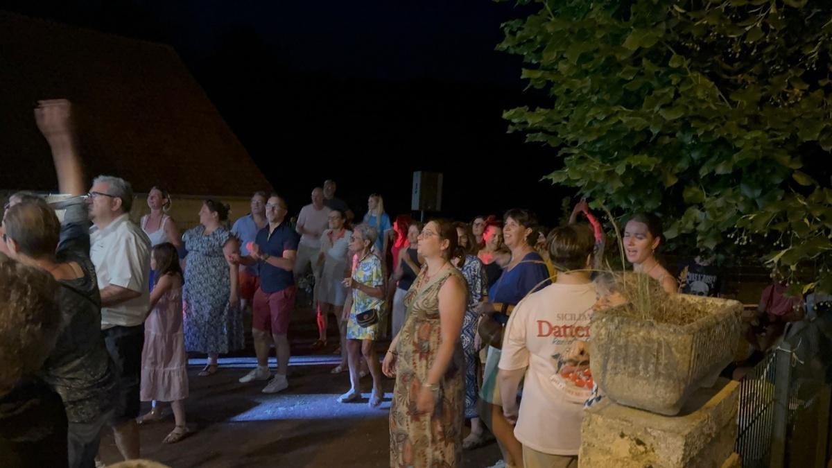 RETOUR EN IMAGE - FÊTE DU VILLAGE RETOUR EN IMAGE - FÊTE DU VILLAGE