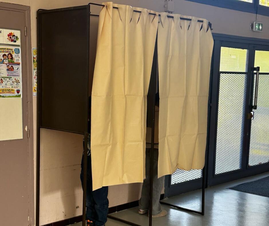 📸 RETOUR EN IMAGES SUR LES ÉLECTIONS DU CONSEIL MUNICIPAL DES ENFANTS ! 🗳️✨