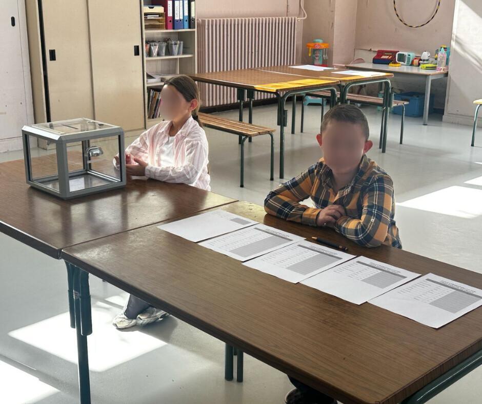 📸 RETOUR EN IMAGES SUR LES ÉLECTIONS DU CONSEIL MUNICIPAL DES ENFANTS ! 🗳️✨ 📸 RETOUR EN IMAGES SUR LES ÉLECTIONS DU CONSEIL MUNICIPAL DES ENFANTS ! 🗳️✨