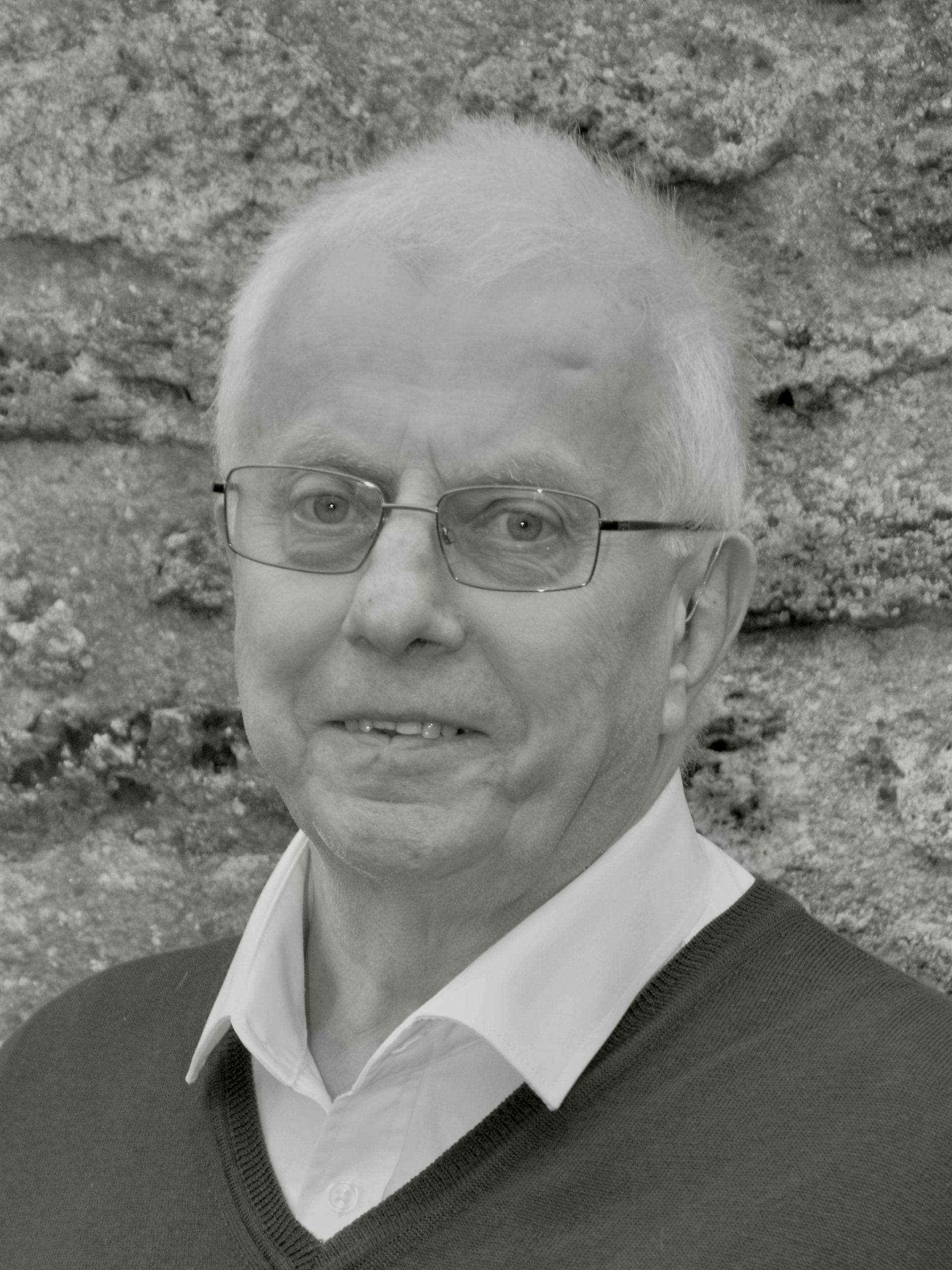 Maurice DECAT                             4ème Adjoint attaché au services techniques
