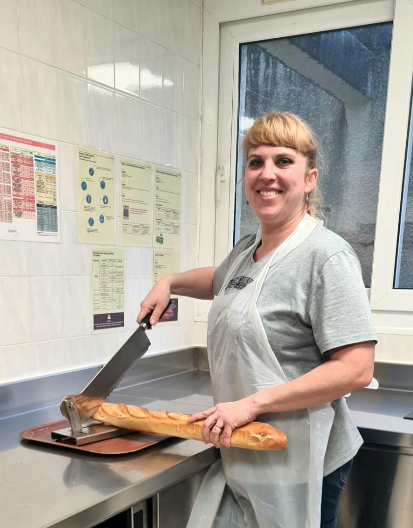 Audrey PREAUDAT : Agent responsable restaurant scolaire et surveillance et de la garderie