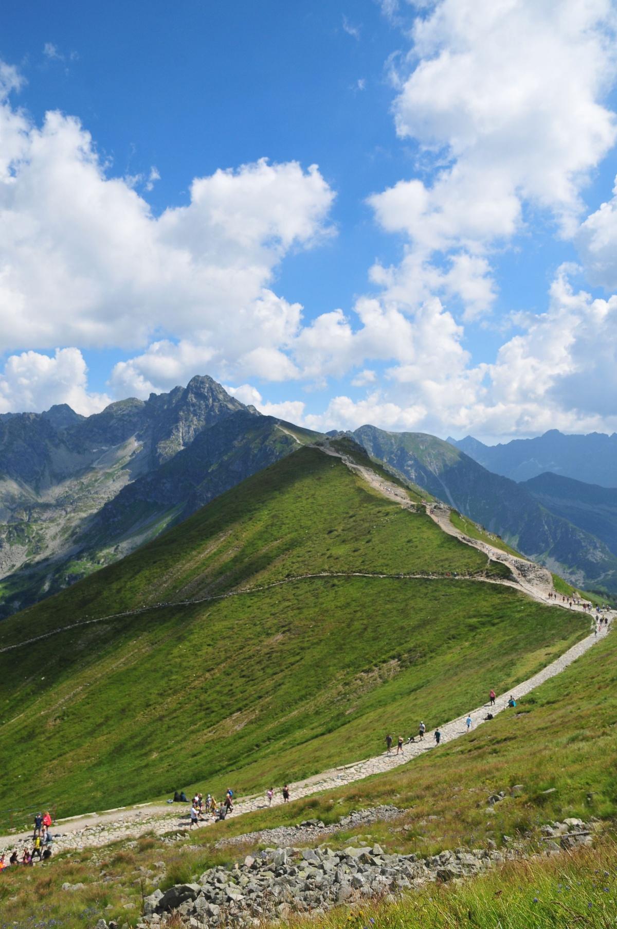 PORTAIL MONTAGNE