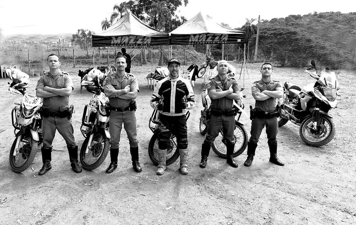 Pilotagem ON e Off Road para órgãos públicos Pilotagem ON e Off Road para órgãos públicos