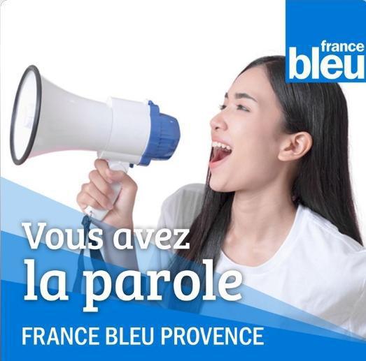 Ce matin, pendant que nous offrions le café aux parents d'élèves de Victor Martin avec notre conseil local, j'étais en direct sur France Bleu sur la thématique du manque de professeurs. J'ai tenu à élargir le débat pour en faire comprendre le