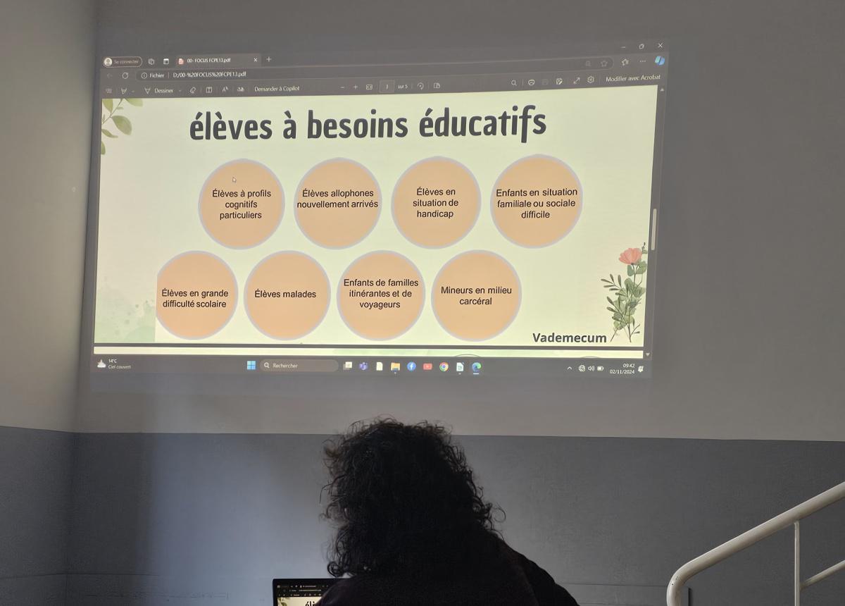 La FCPE 13 fait une formation sur l'inclusion scolaire ce jour à Istres pour ses référents 