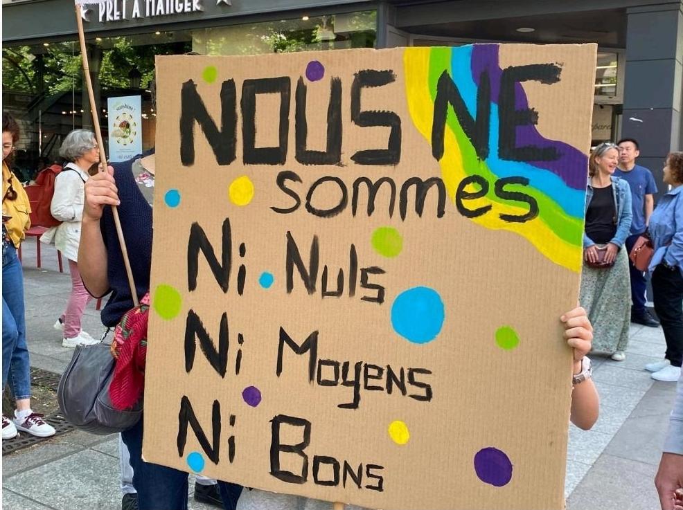 Chocs des savoirs, le ministère essaie de passer en force...