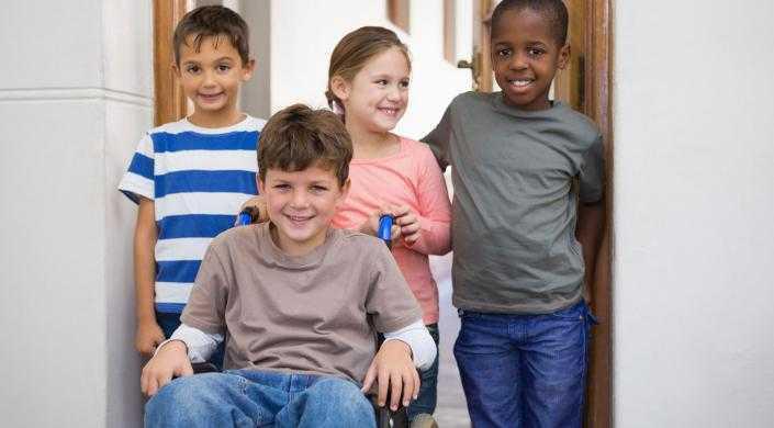 le sénat refuse un vrai statut pour les AESH, les enfants en première ligne!