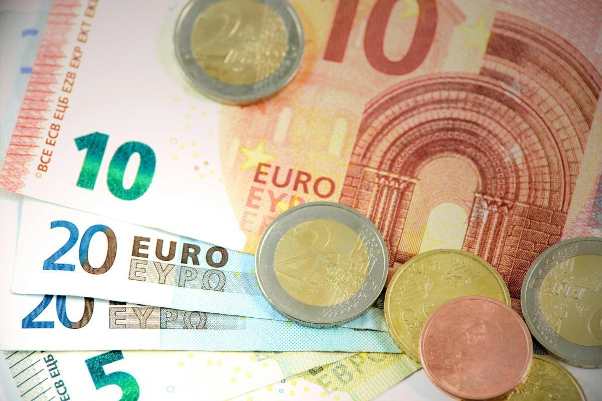 Hausse du SMIC au 1er juillet 2025 : une revalorisation insuffisante pour les salariés parisiens ? 