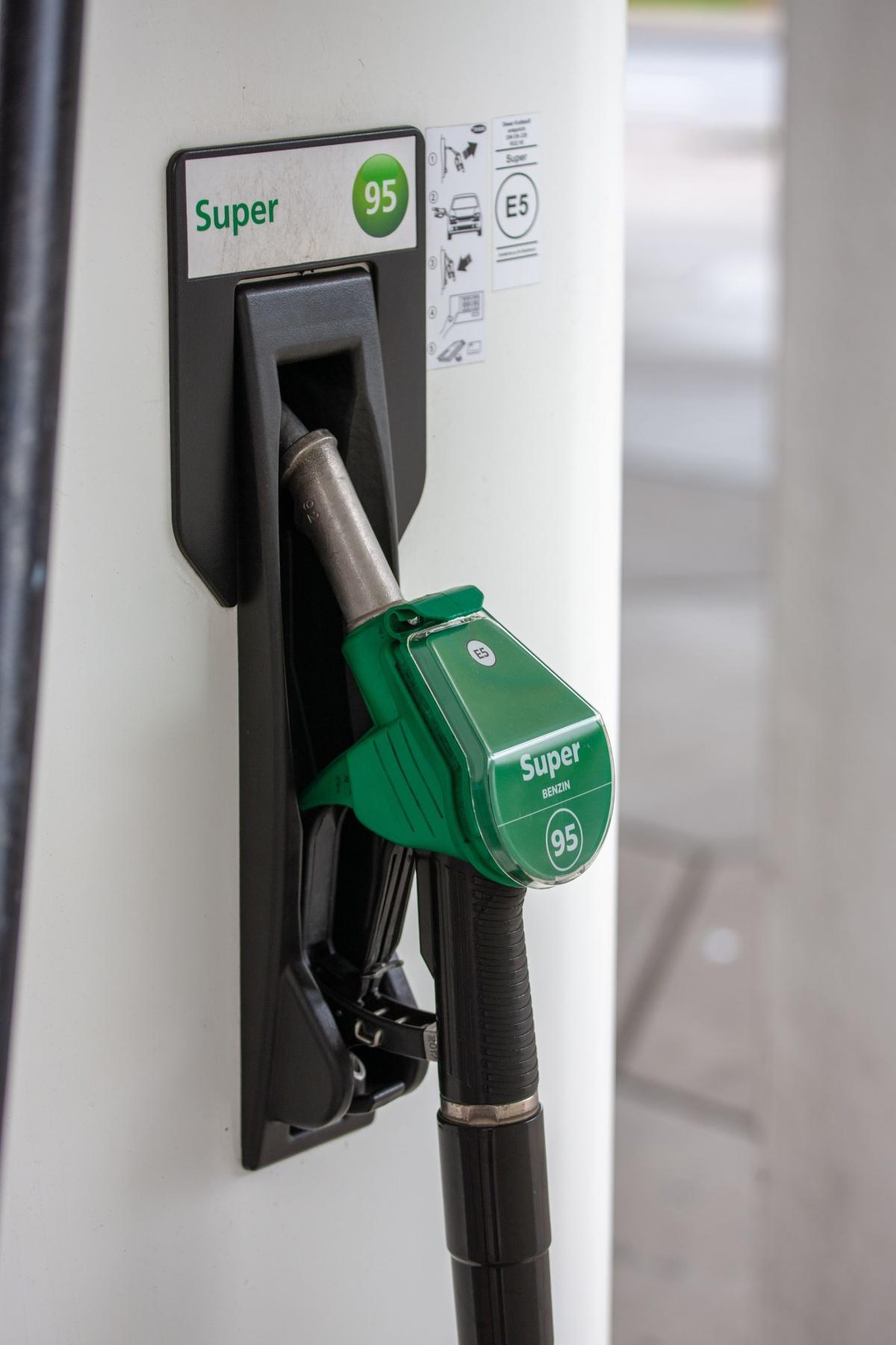Carburant : jusqu'à 200 € d'aide de l'État, et une date à ne pas rater