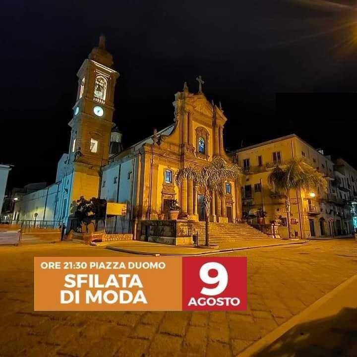 Sfilata di Moda (inizio ore 21.30)