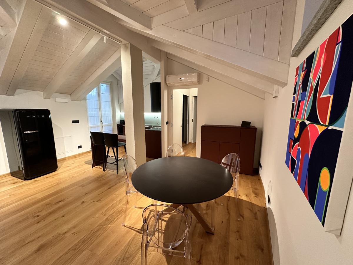 E - Trilocale mansardato III piano E - Trilocale mansardato III piano