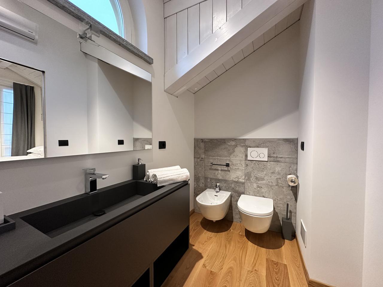 Suite E - bagno padronale