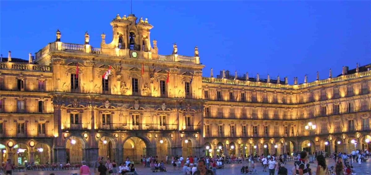 Conocer Salamanca, un paseo por la ciudad Conocer Salamanca, un paseo por la ciudad