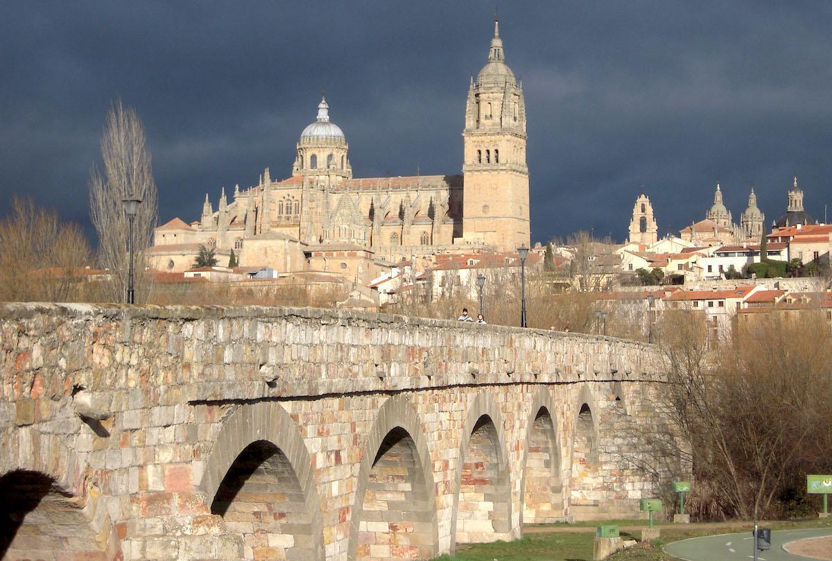 Conocer Salamanca, un paseo por la ciudad Conocer Salamanca, un paseo por la ciudad