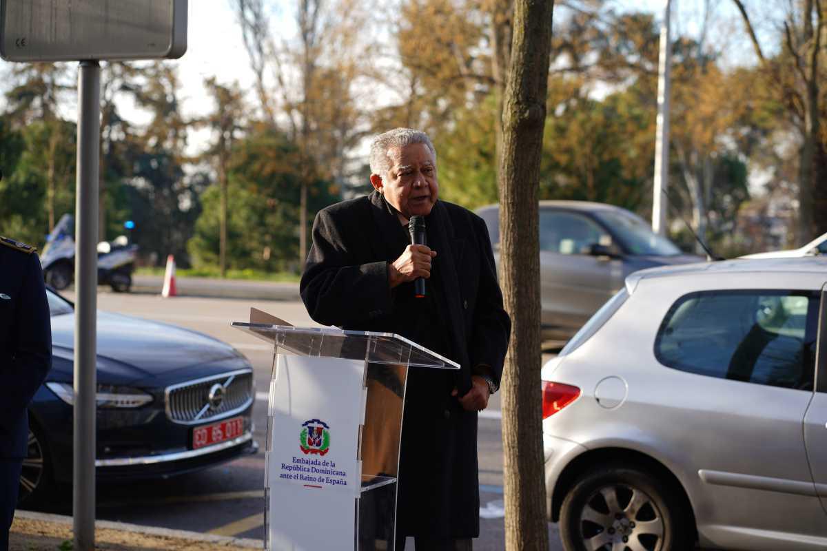 Embajada Dominicana en España Rinde Honores a Juan Pablo Duarte en una Solemne Ofrenda Floral Embajada Dominicana en España Rinde Honores a Juan Pablo Duarte en una Solemne Ofrenda Floral