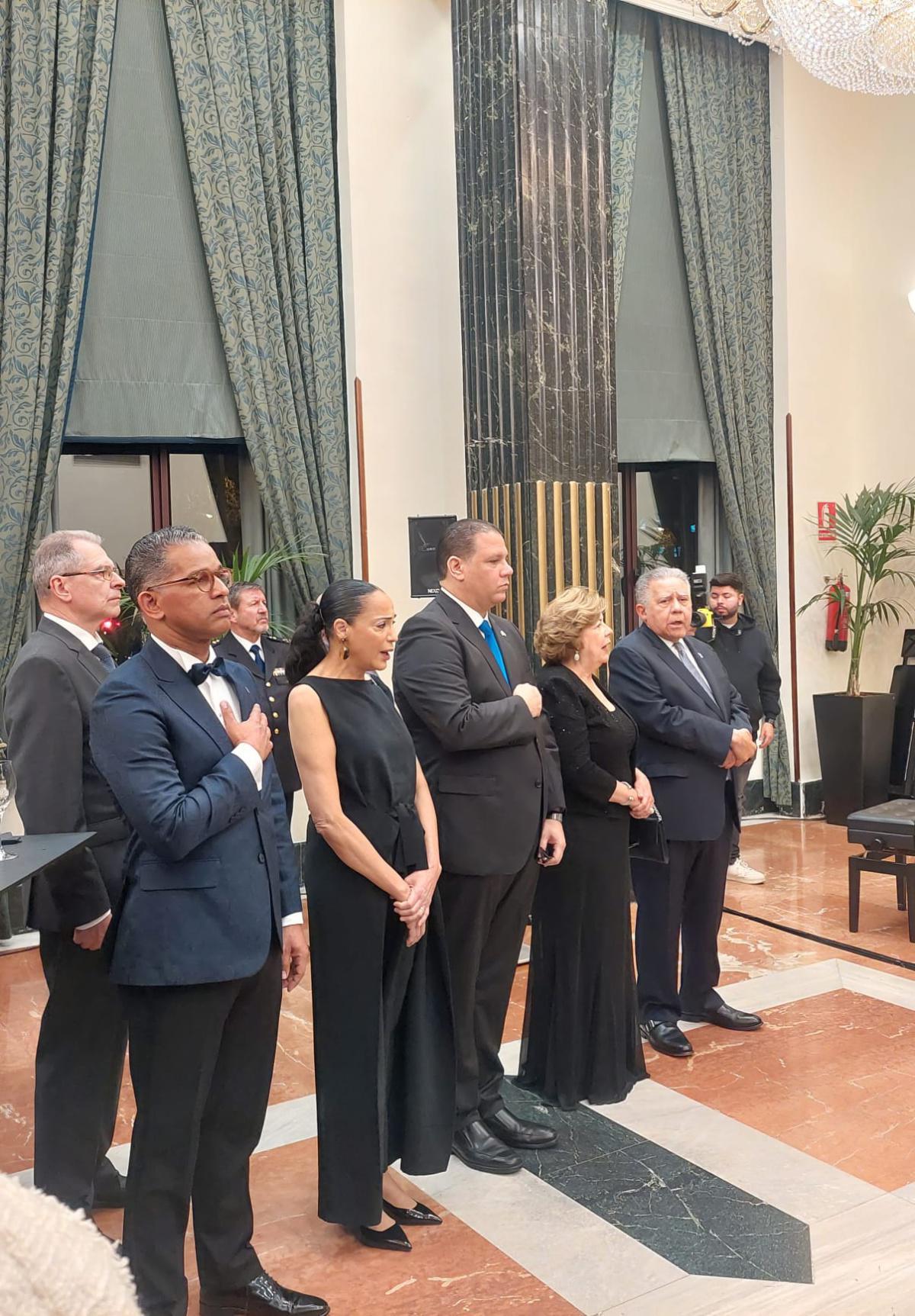 Celebración del 180 Aniversario de la Independencia de la República Dominicana en Madrid: Un Evento Emblemático de Unión y Cultura Celebración del 180 Aniversario de la Independencia de la República Dominicana en Madrid: Un Evento Emblemático de Unión y Cultura