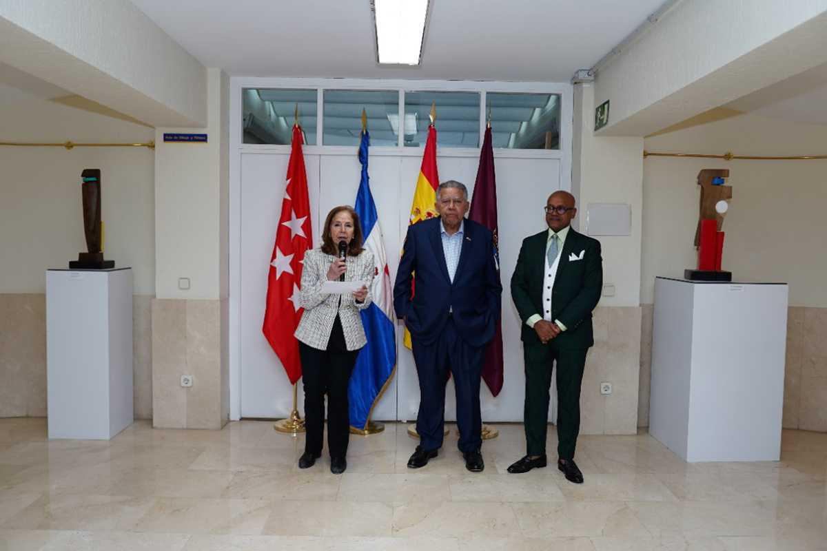 Inauguración de la exposición “Alegoría Dominicana” en Madrid: El arte de Juan Trinidad se revela en la capital española Inauguración de la exposición “Alegoría Dominicana” en Madrid: El arte de Juan Trinidad se revela en la capital española