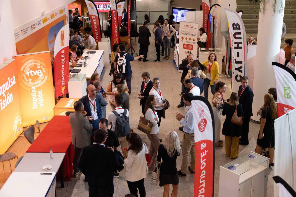 Renfe, Tren Oficial de Start Up Olé Salamanca 2024 Renfe, Tren Oficial de Start Up Olé Salamanca 2024