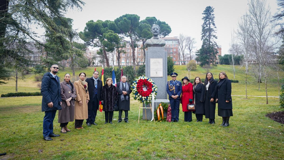 Embajada en España rinde homenaje al 212 aniversario del natalicio de Juan Pablo Duarte