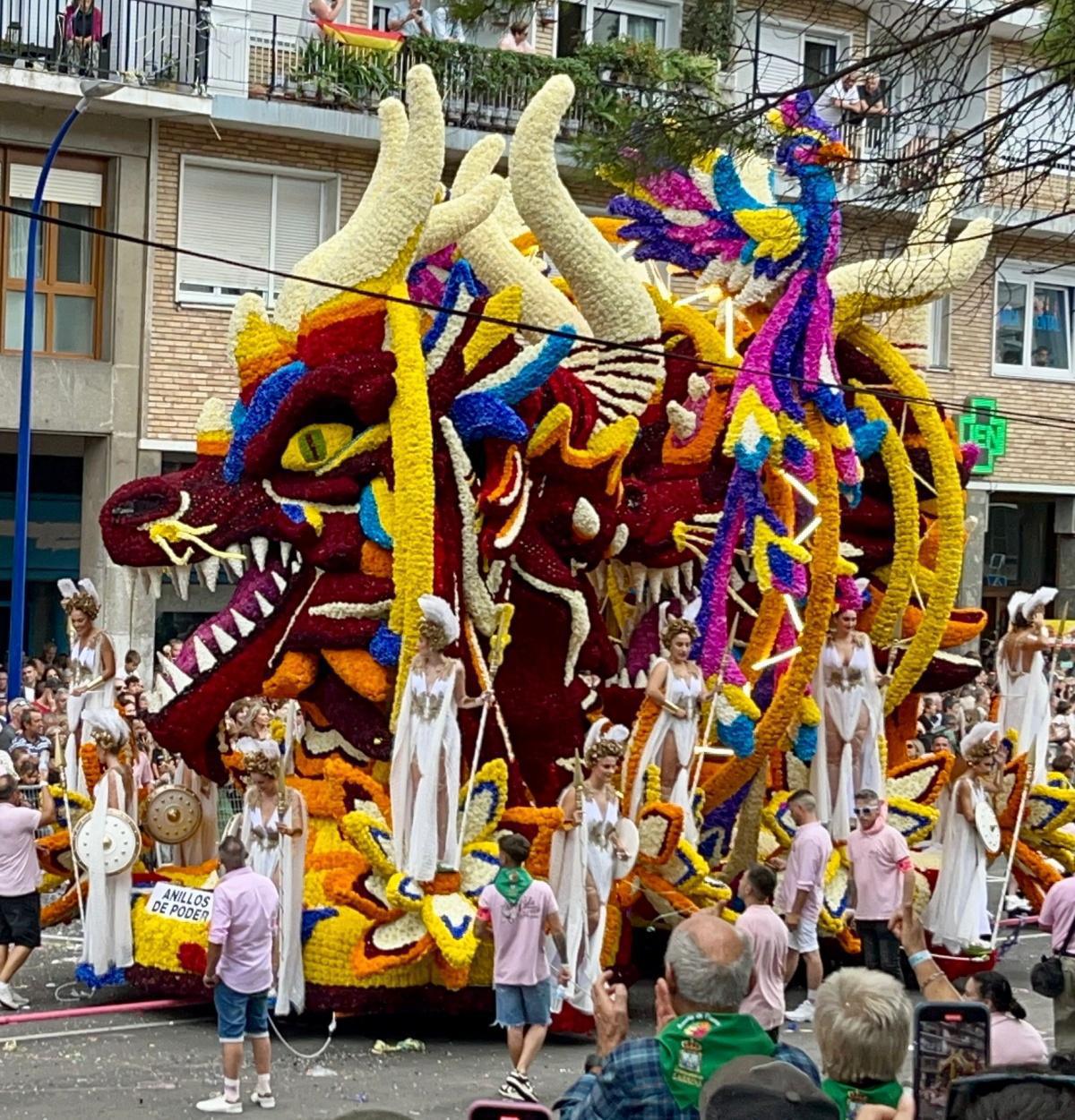 La Batalla de las Flores de Laredo se consolida como fiesta internacional