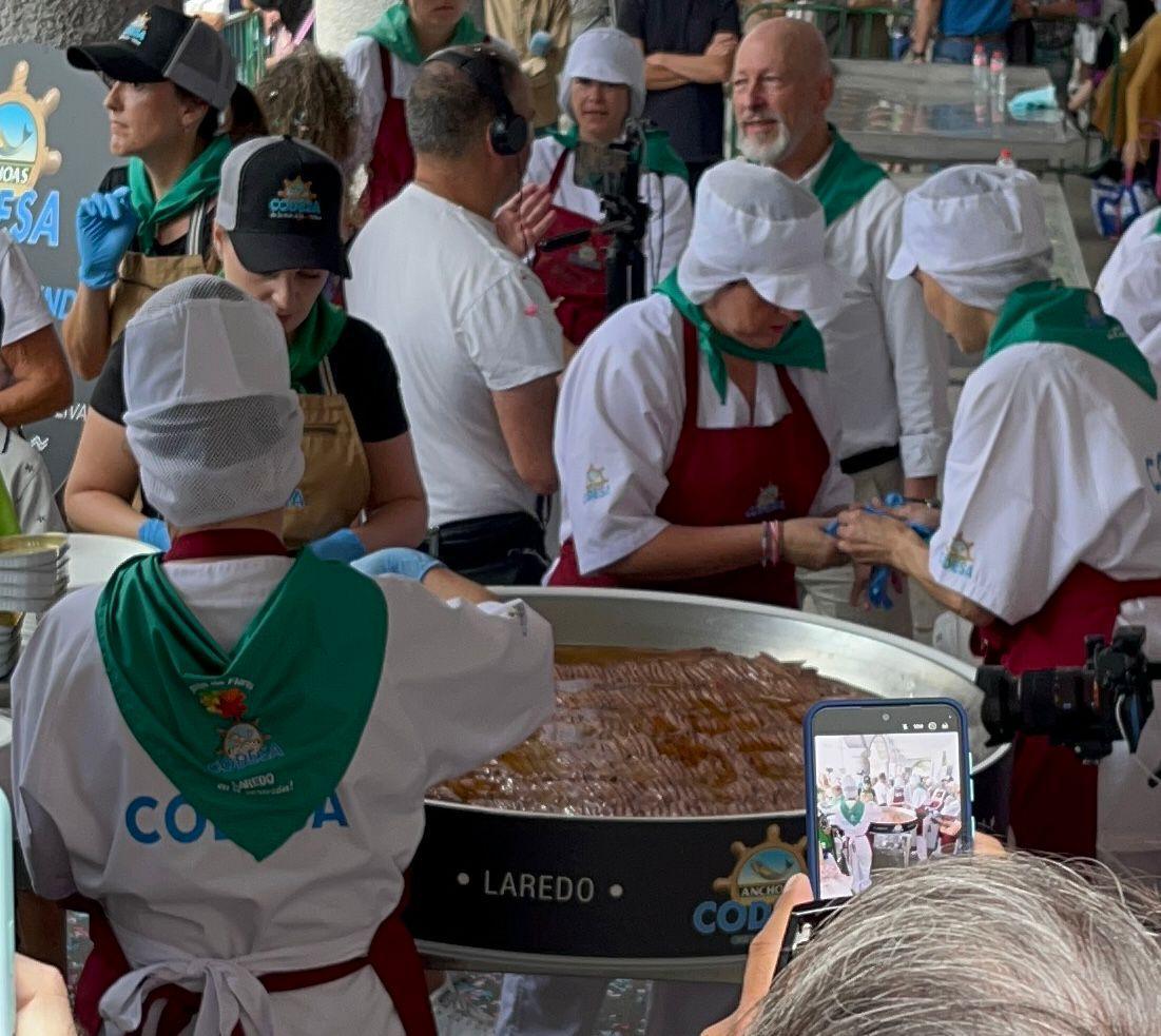 La Batalla de las Flores de Laredo se consolida como fiesta internacional La Batalla de las Flores de Laredo se consolida como fiesta internacional
