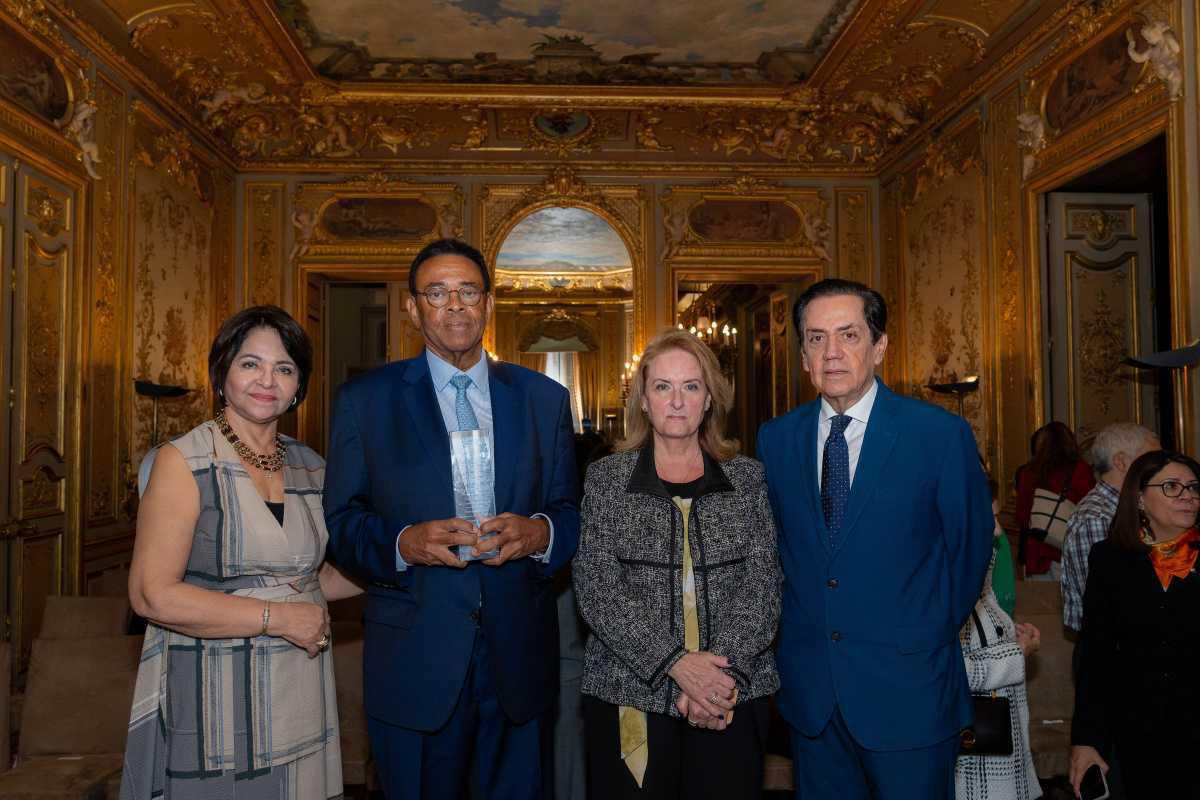 Embajada Dominicana en España distingue a personalidades con los Premios Padre Billini 2025 Embajada Dominicana en España distingue a personalidades con los Premios Padre Billini 2025