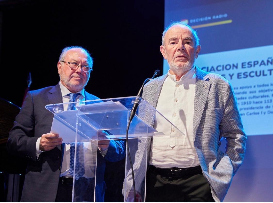 Triunfa de nuevo el periodista José Aguilar con la segunda edición de los Premios La Terraza.