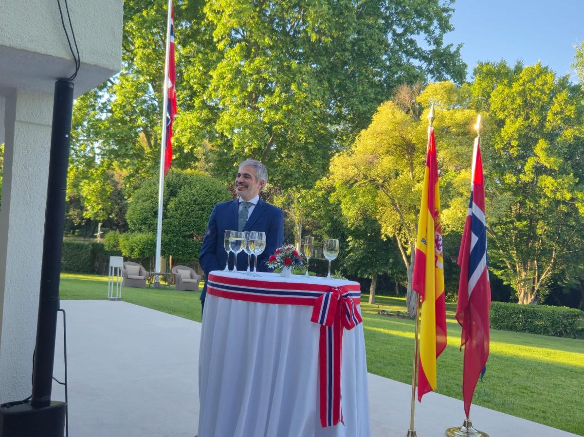 La Embajada de Noruega en Madrid celebra el Día Nacional destacando la amistad entre Noruega y España La Embajada de Noruega en Madrid celebra el Día Nacional destacando la amistad entre Noruega y España