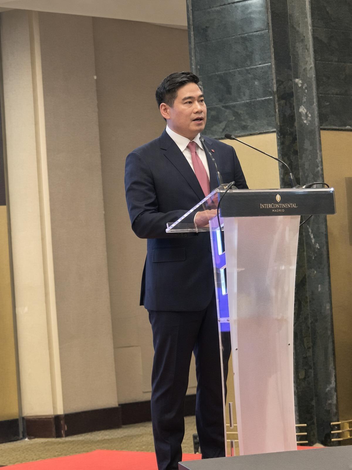 El embajador de Vietnam, Do Hoang Linh, destaca en Madrid el fortalecimiento de las relaciones entre Vietnam y España