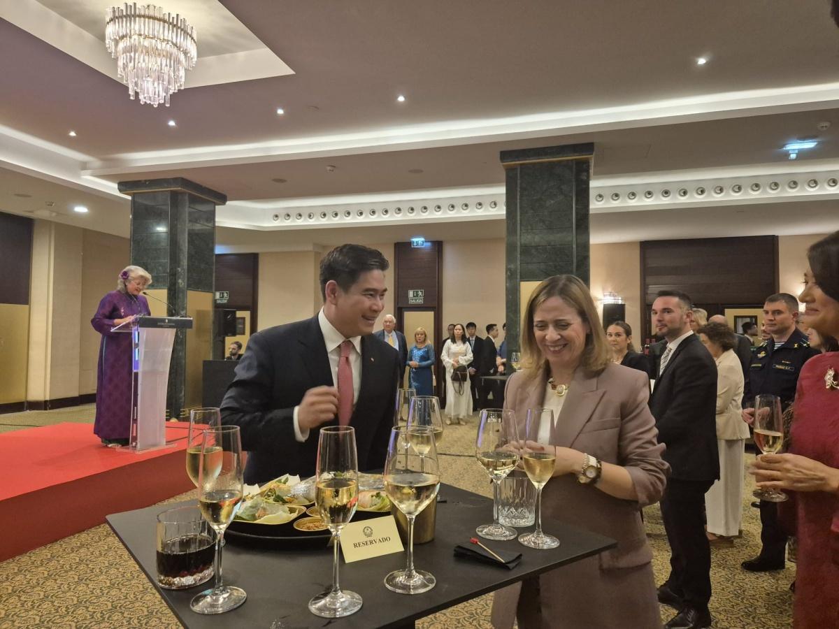 El embajador de Vietnam, Do Hoang Linh, destaca en Madrid el fortalecimiento de las relaciones entre Vietnam y España