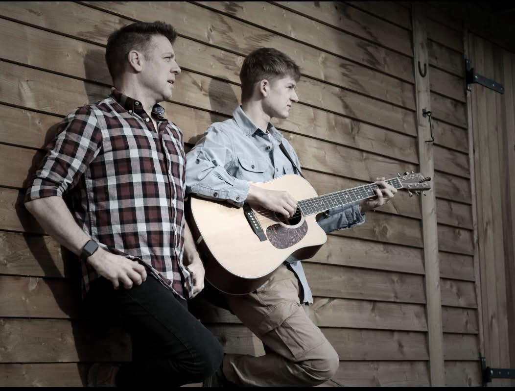 🎶 Paul & Joe Stephen Band @ Layfield's
