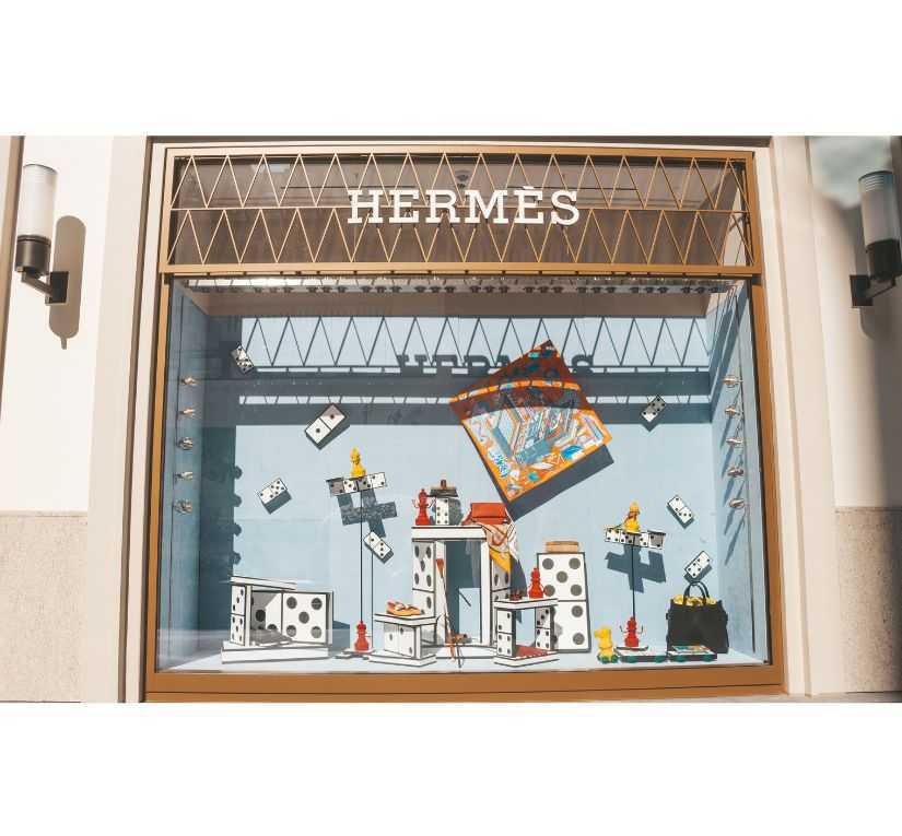 Hermès: bénéfice net en baisse de 5% au 1S pénalisé par la contribution exceptionnelle des entreprises