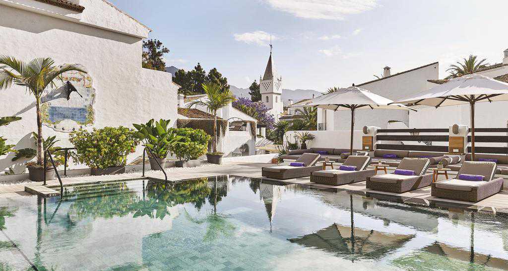 Day 4 - Waking up in Marbella!