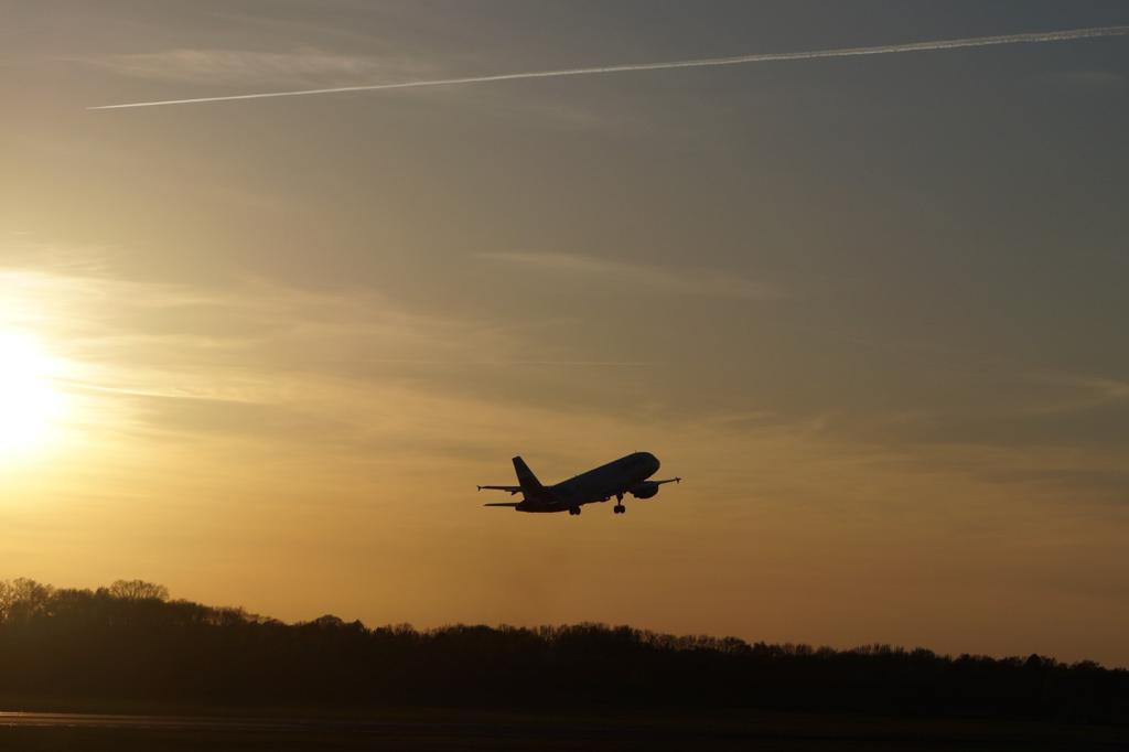 Coffee to Fly - Flugzeug 09