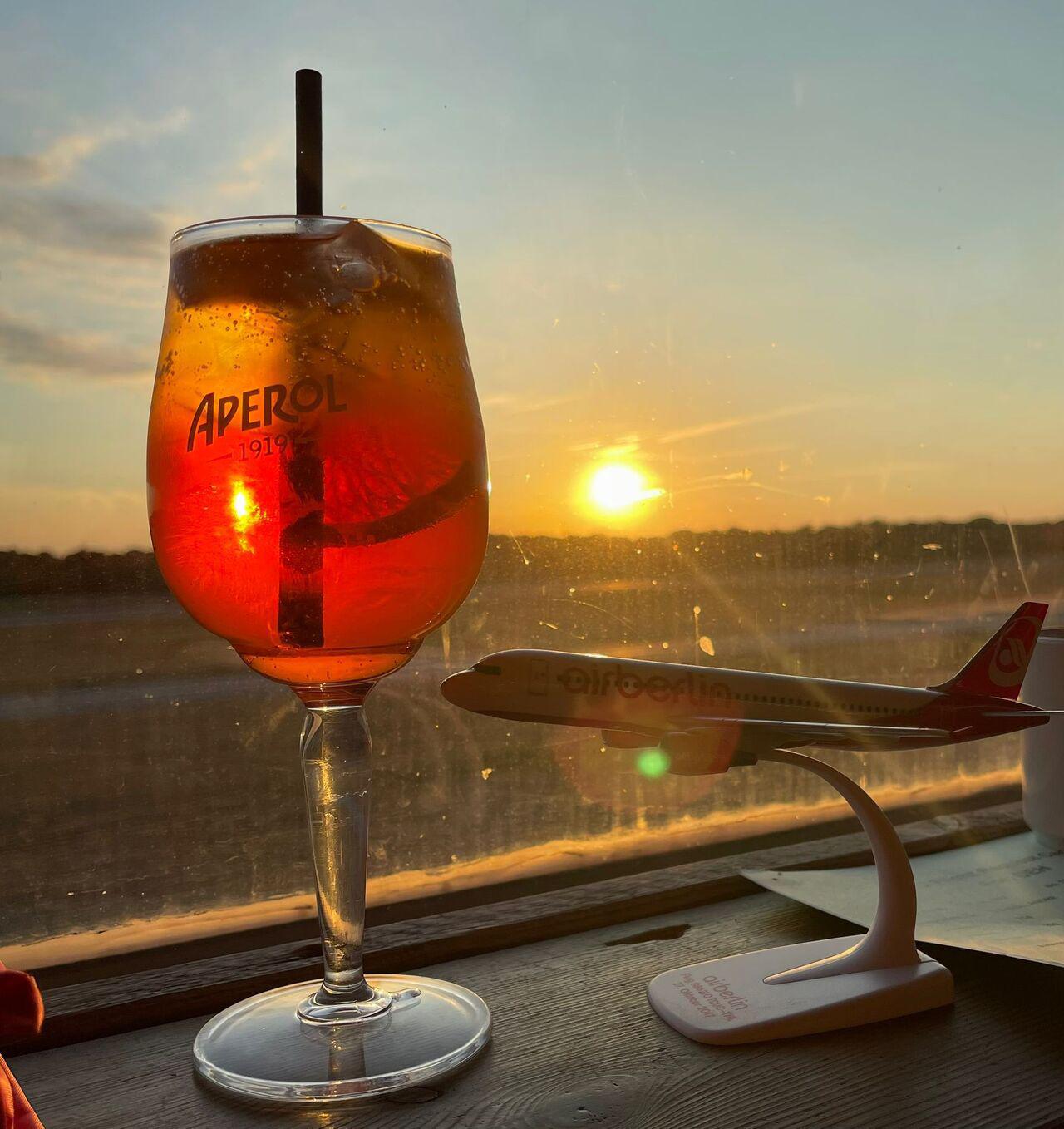 Coffee to Fly - Flugzeug 13