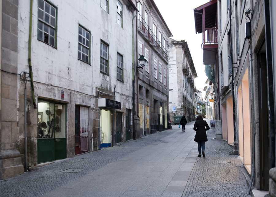 Rua Direita de Chaves Rua Direita de Chaves