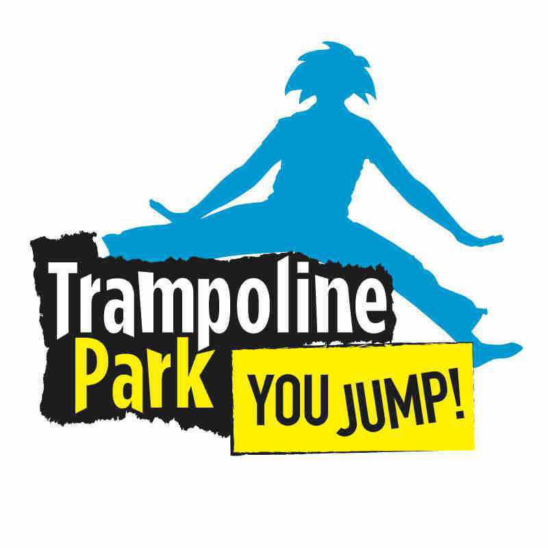Trampoline Park You Jump à petite forêt