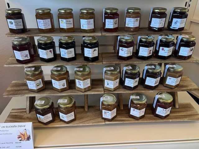 Arrivage de confitures et jus de pomme