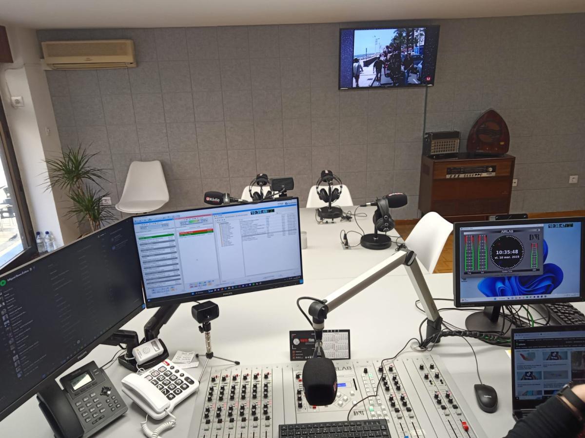 Radio Ulldecona remodela sus instalaciones con la implementación de tecnología de última generación  Radio Ulldecona remodela sus instalaciones con la implementación de tecnología de última generación