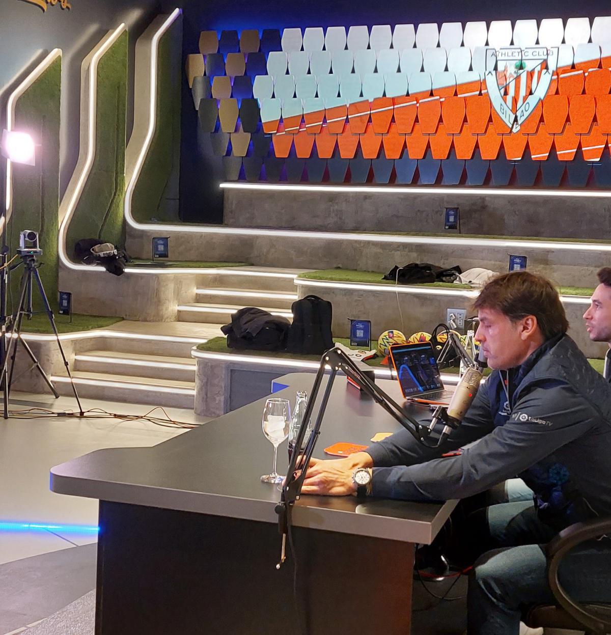 Streaming desde el bar La Liga de PortAventura con Fernando Morientes y el youtuber Bydiegox10 Streaming desde el bar La Liga de PortAventura con Fernando Morientes y el youtuber Bydiegox10