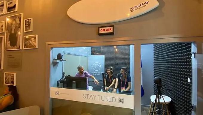 Acompañamos a ‘The right wave’, la radio oficial del Gobierno de El Salvador en la ExpoDubai Acompañamos a ‘The right wave’, la radio oficial del Gobierno de El Salvador en la ExpoDubai