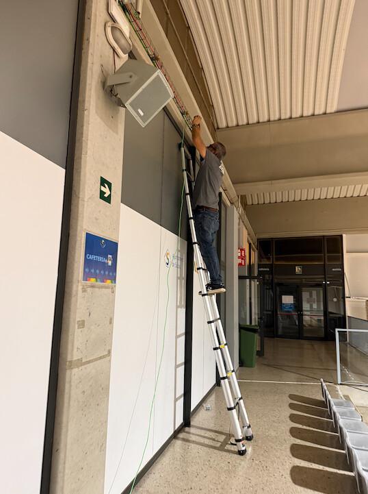 ICC desplega una xarxa de fibra òptica i connectivitat Wi-Fi per a fins a 800 connexions simultànies al Mundial de Dominó de Salou ICC desplega una xarxa de fibra òptica i connectivitat Wi-Fi per a fins a 800 connexions simultànies al Mundial de Dominó de Salou
