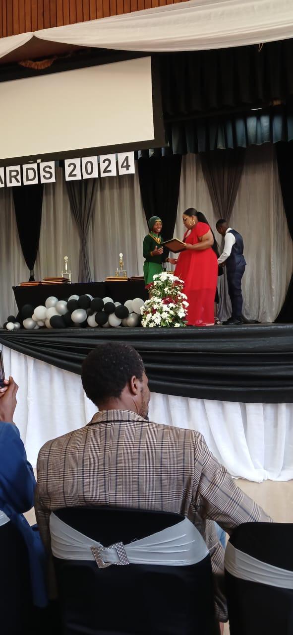 Grade 6 TOP Academic achievers in Circuit 2!