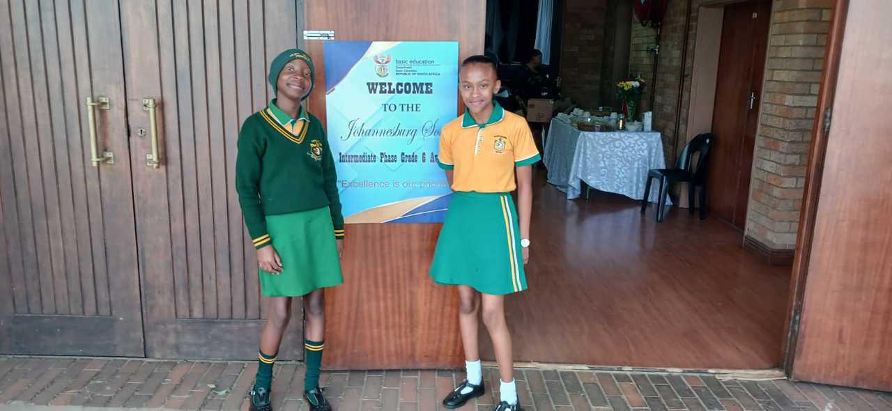 Grade 6 TOP Academic achievers in Circuit 2!